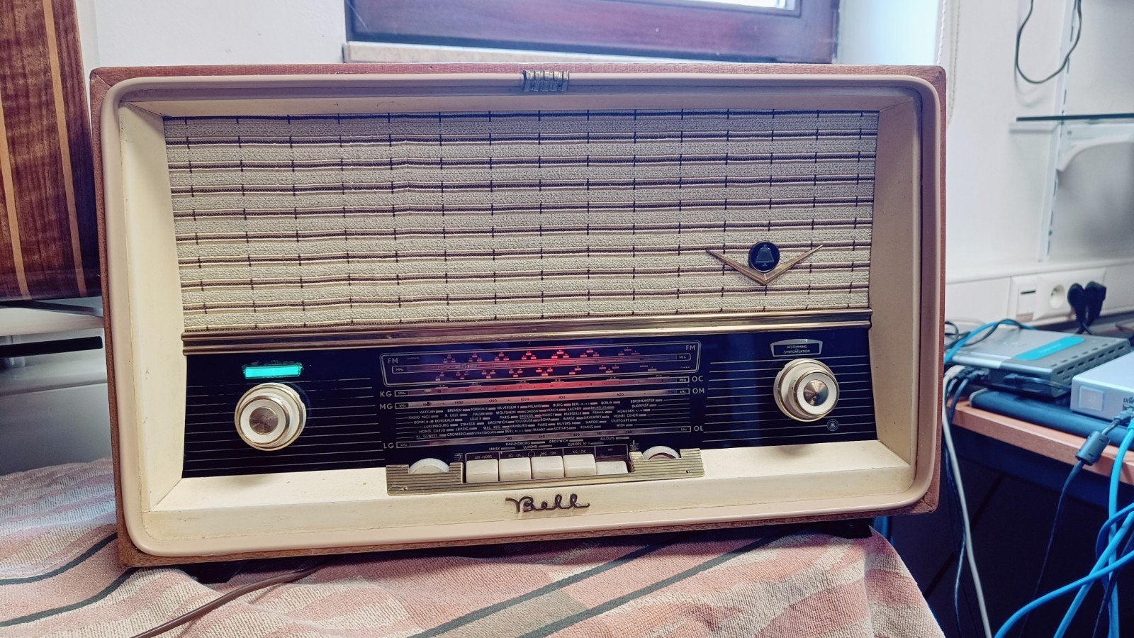 Radiobell 541, Antiquités & Art, Enlèvement