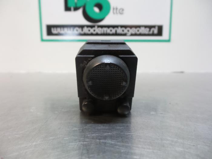 Commutateur rétroviseur d'un Volkswagen Golf (Golf 91-), Volkswagen, -, 3 mois de garantie, Utilisé
