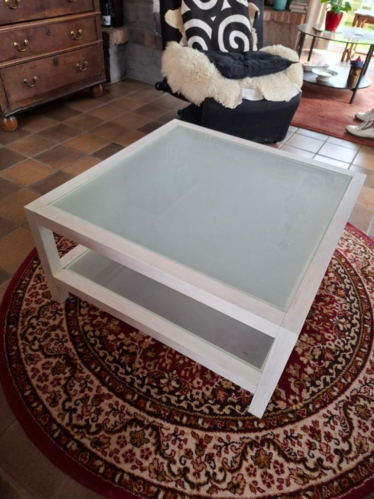 Salontafel, Ophalen