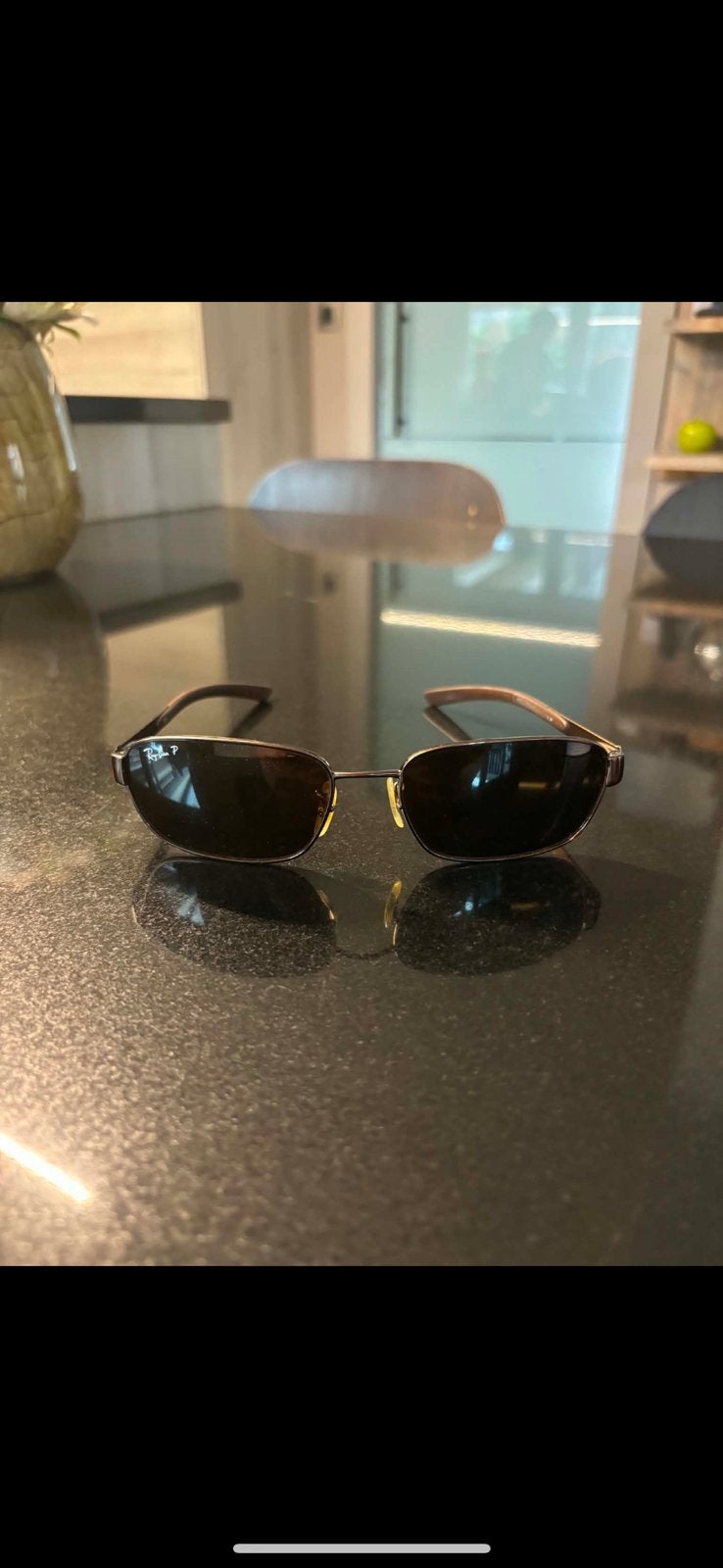 Originele Ray-Ban zonnebril – bruin/donker montuur, Enlèvement ou Envoi, Comme neuf