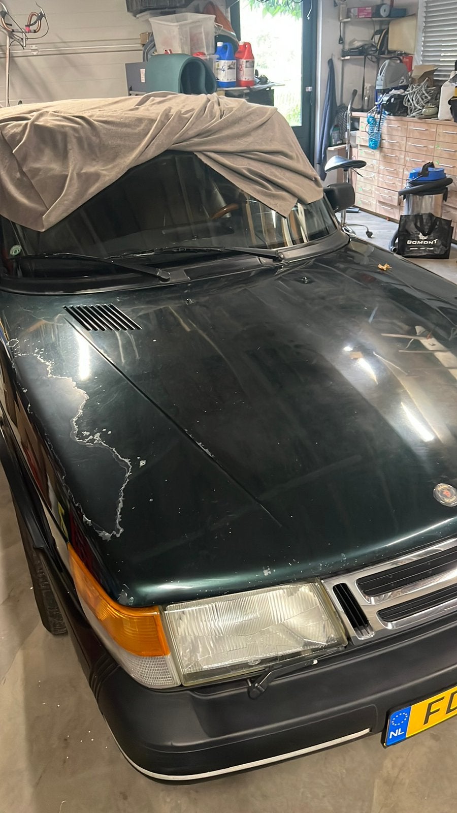 Gezocht groene moterkap saab 900 bj 1991, Auto's, Saab, Cabriolet, Saab 900, Particulier, Te koop