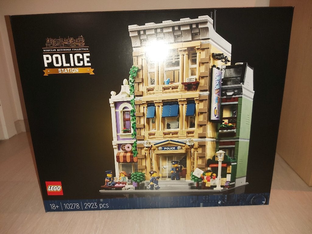 Lego 10278 Police station, Kinderen en Baby's, Lego, Nieuw, Ophalen of Verzenden, Compleet