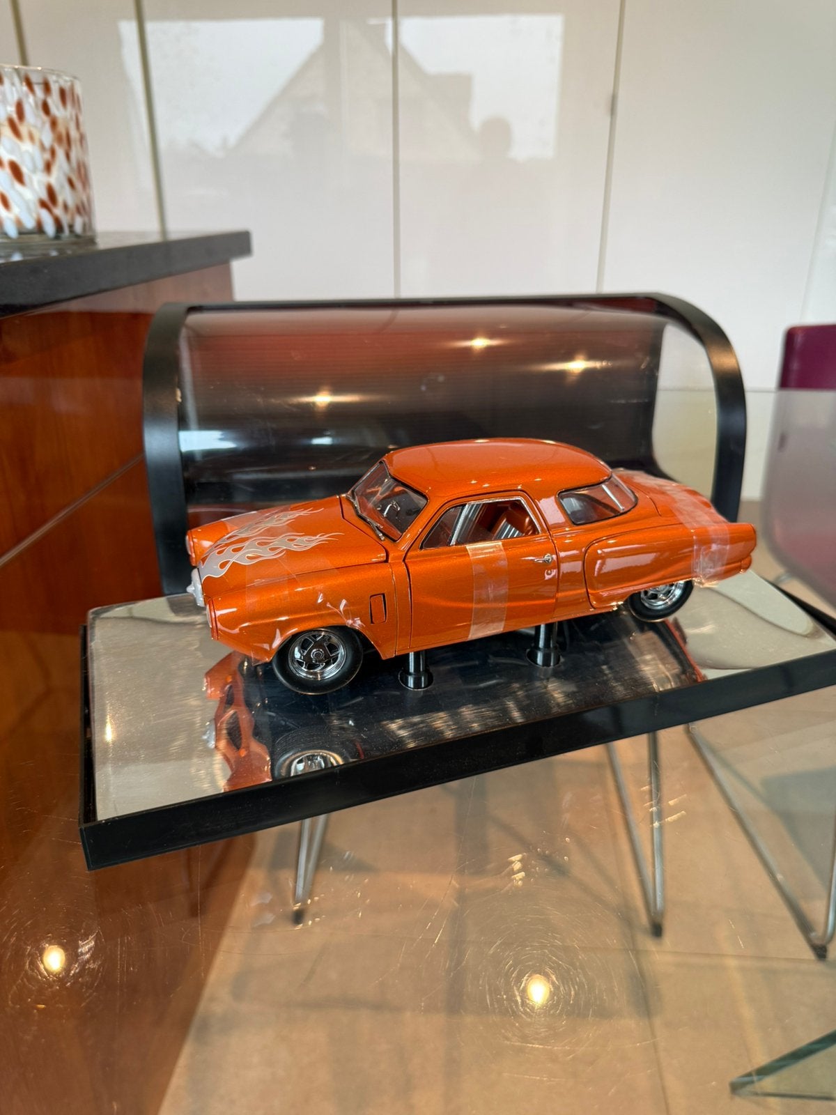 Studebaker Custom Coupe 1950 ( customisée)  1/18 Highway 61, Hobby & Loisirs créatifs, Enlèvement ou Envoi, Comme neuf, Voiture