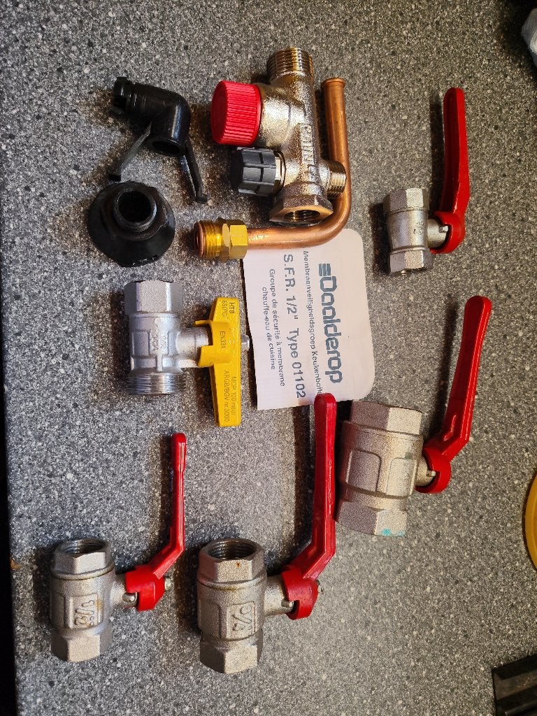 Sanitaire hulpstukken bolkranen enz, Doe-het-zelf en Bouw, Ophalen, Nieuw
