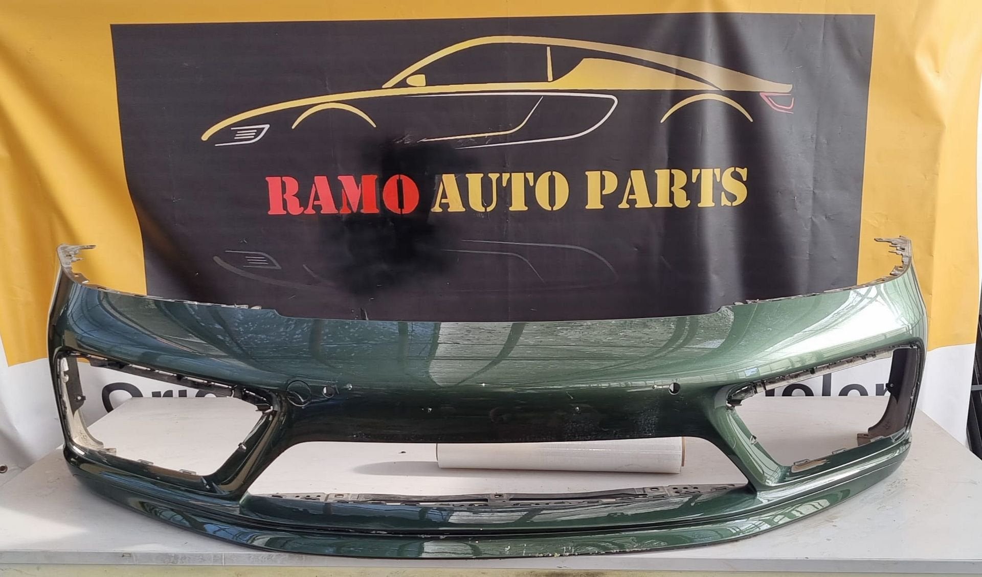PORSCHE 911992 CARRERA GTS 2018-2023 VOORBUMPER, Auto-onderdelen, Carrosserie, Bumper, Porsche, Voor, Gebruikt, Ophalen of Verzenden