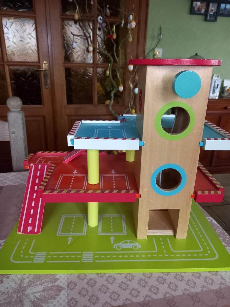 Speelgoedgarage, Ophalen, Hout
