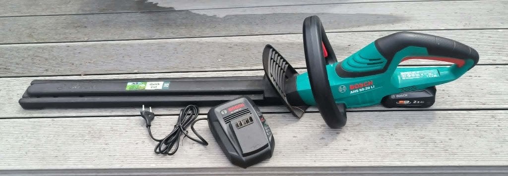 HEGGENSCHAAR BOSCH, Tuin en Terras, Ophalen, Zo goed als nieuw, Accu, Bosch
