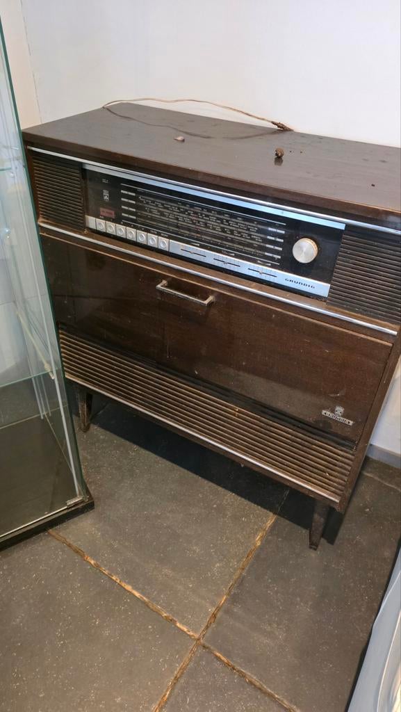 Vintage grundig radio, Antiquités & Art, Enlèvement