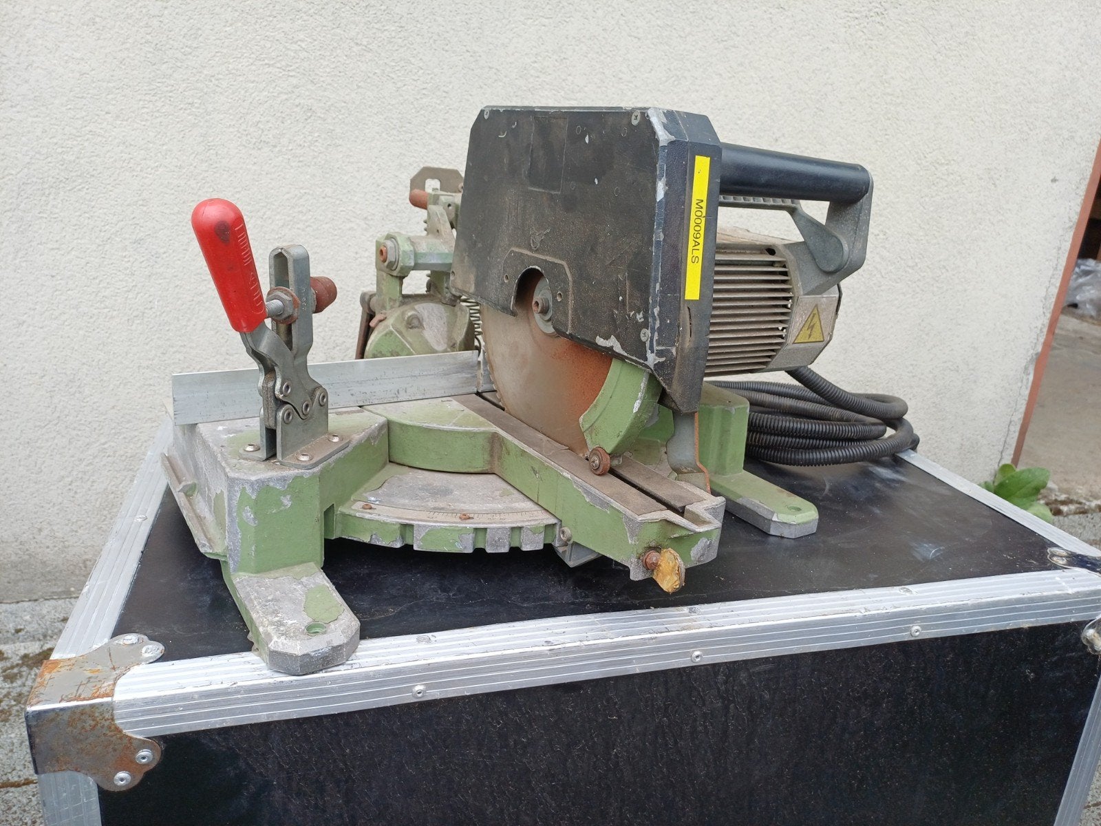 Zaagmachine, Ophalen