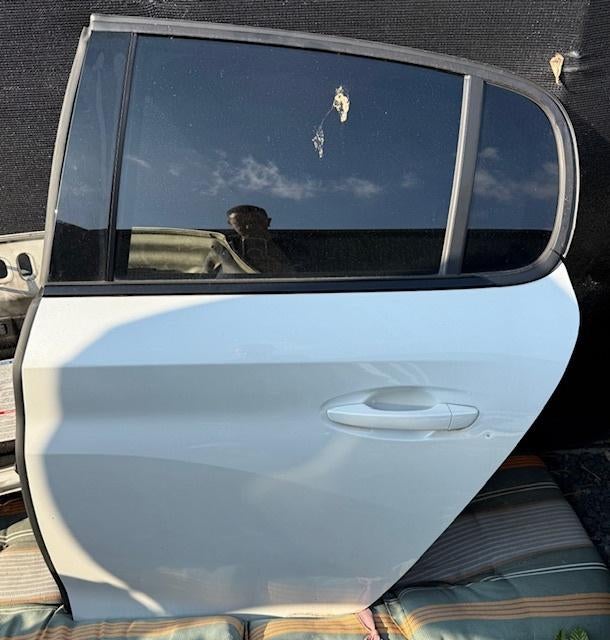 Deur links achter Peugeot 208 GT, Gebruikt, Deur, Ophalen of Verzenden, Achter