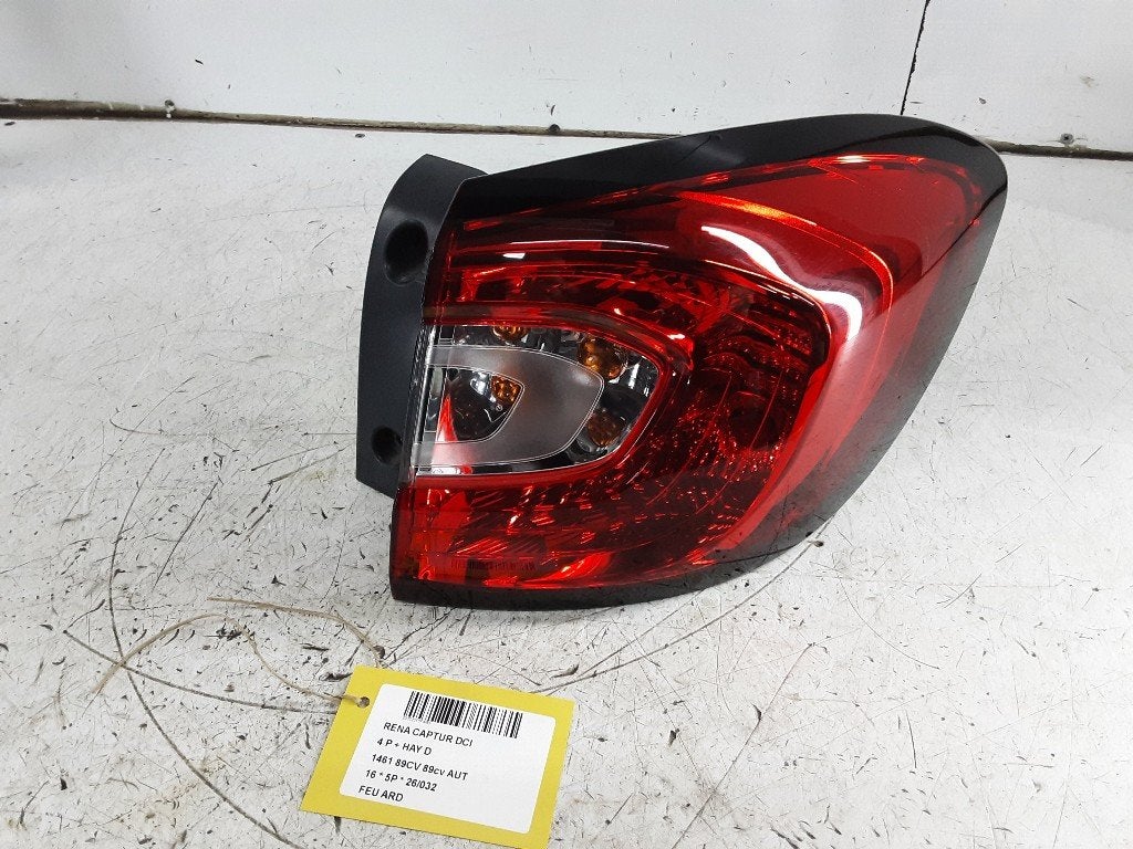ACHTERLICHT RECHTS Renault Captur I (2R) (265509762R), Gebruikt, Renault, Peter-Huppertz-Straße 5
51063  Köln, DE, Dialog.deutschland@renault.de
