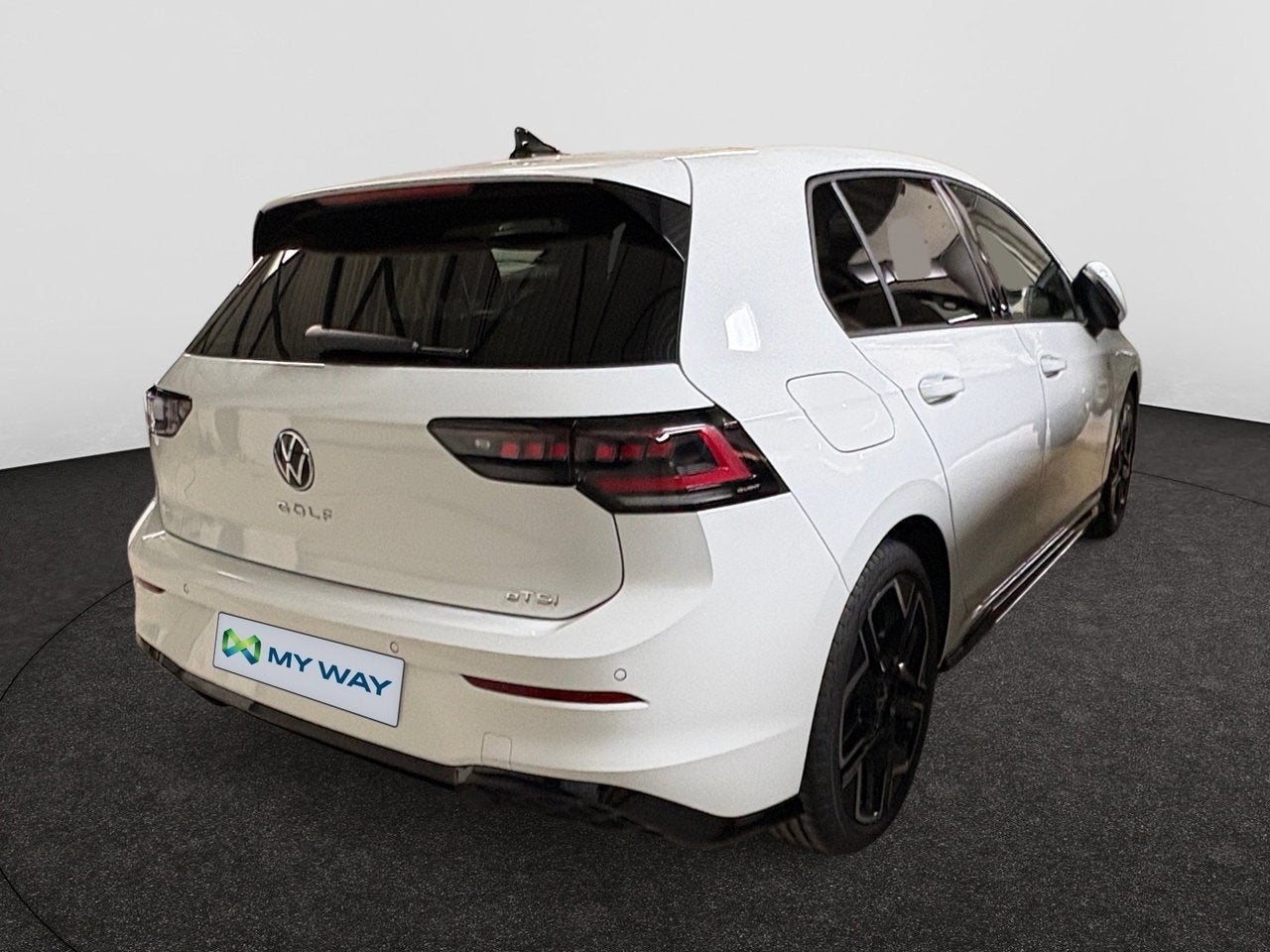 Volkswagen Golf VIII Golf R-Line Business Premium 1.5 eTSI 1, Automaat, Wit, Berline, https://public.car-pass.be/vhr/282a7325-1886-4f4d-b9b8-b9daaf728436