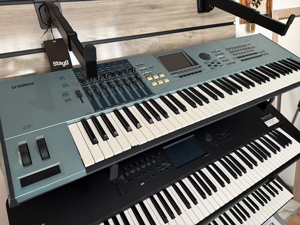 Yamaha motif xs7, Musique & Instruments, Synthétiseurs, Utilisé, 76 touches, Motif, Avec connexion MIDI, Enlèvement