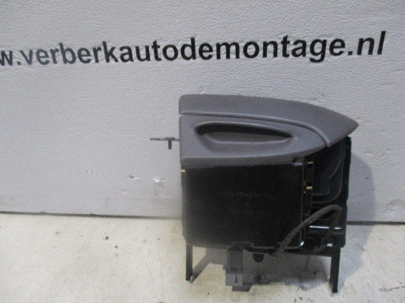 PORTE GOBELET / VIDE POCHE Ford USA F-150 Standard Cab, Autos : Pièces & Accessoires, Pièces américaines, Henry-Ford-Straße  1
50735  Köln, DE