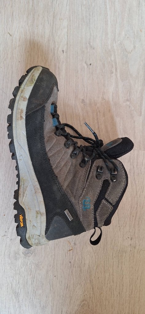 Bergschoenen maat 38, Kinderen en Baby's, Ophalen, Eb sport, Schoenen, Zo goed als nieuw