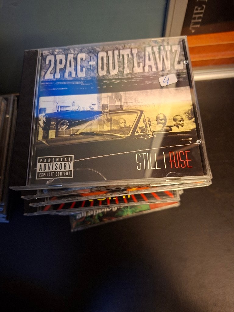 cd - 2pac + outlawz - still i rise, Cd's en Dvd's, Ophalen of Verzenden, Zo goed als nieuw, Inclusief boekje, Album