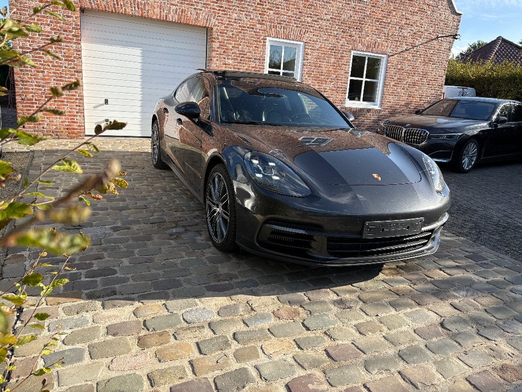 Porsche PANAMERA 4 E-Hybrid, Auto's, Euro 6, https://public.car-pass.be/vhr/e5ef1c77-87c4-4c00-a8a4-08ede8f46977, Bedrijf, Grijs