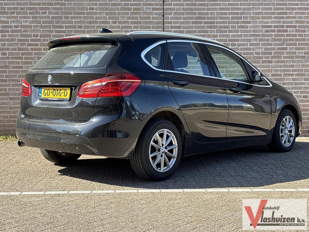 BMW 218 Active Tourer 2-serie 218d Essential | Navi | Climat, Auto's, Monovolume, 109 g/km, Zwart, 2 Reeks Active Tourer
