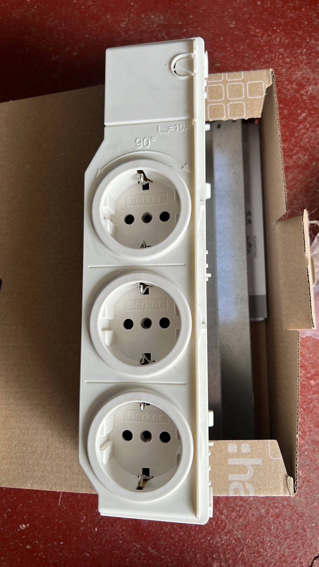 Stekkerdoos Hager kast, Ophalen, Nieuw, Hager, Stekkerdoos