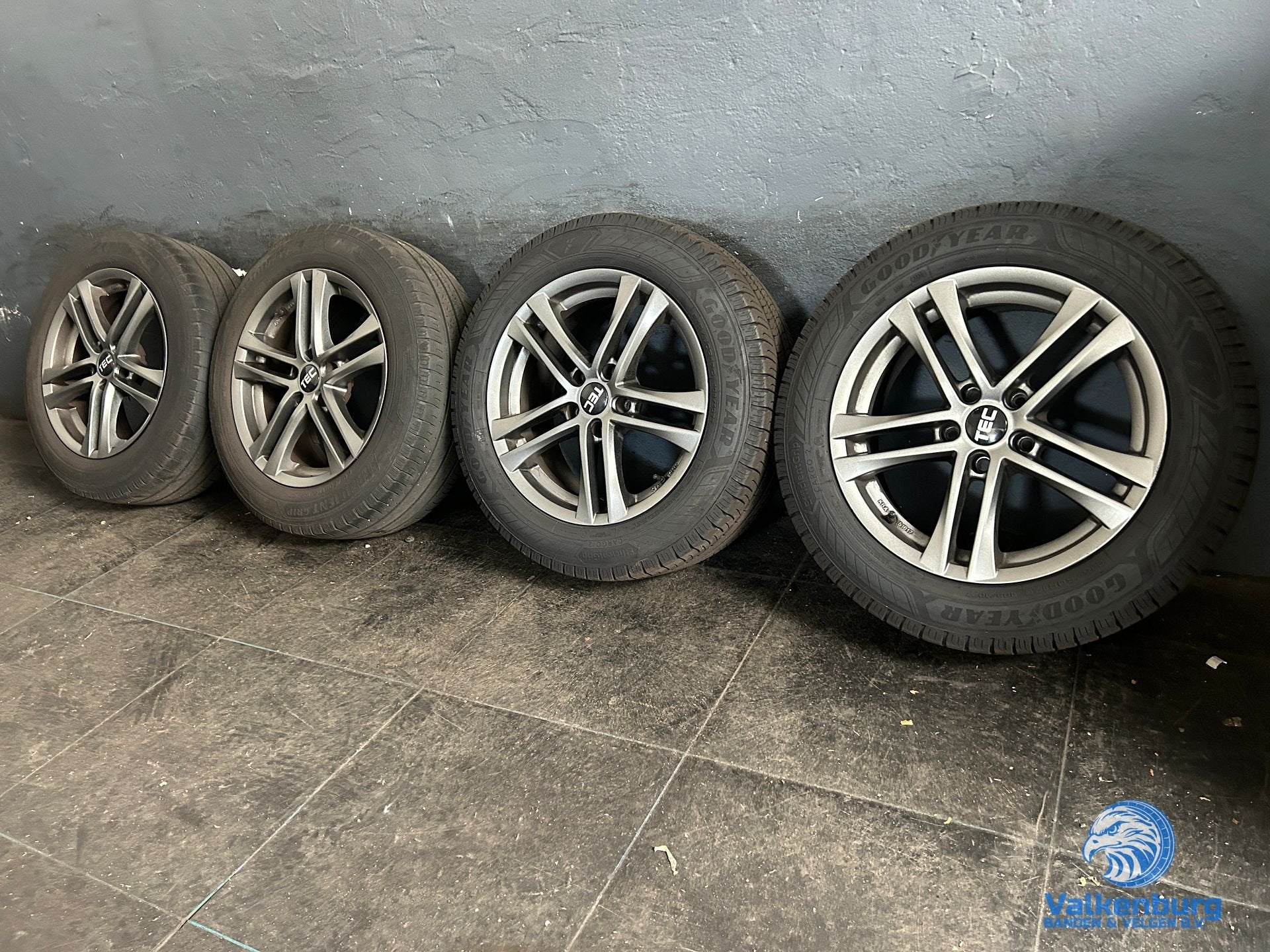 8mm! Fiat Talento Abarth Opel Vivaro Renault Trafic 17 inch, Auto-onderdelen, Banden en Velgen, -, -, Banden en Velgen, 17 inch