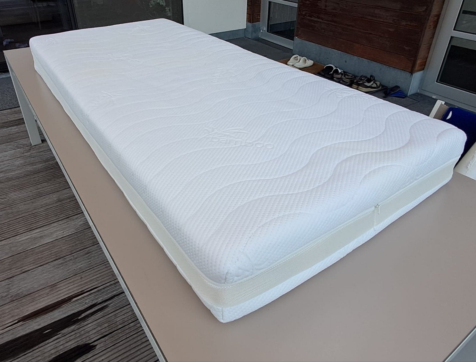 Matelas | mousse froide HR | 90x200, 90 cm, Matelas, Une personne, Enlèvement