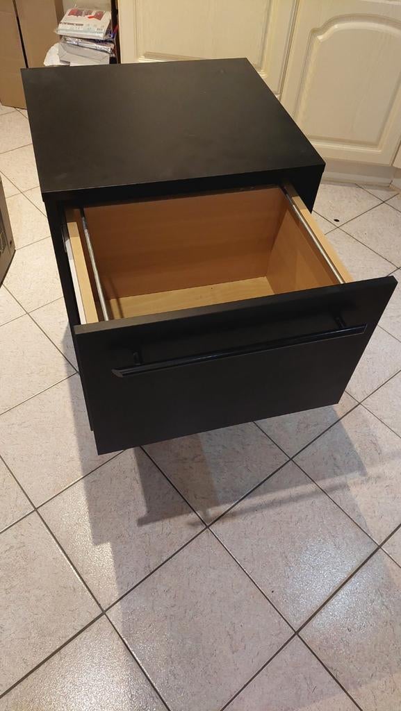 Zwarte  archief. Laden kast. 2laden  hoogte 75 cm  breed 50, Huis en Inrichting, Ophalen