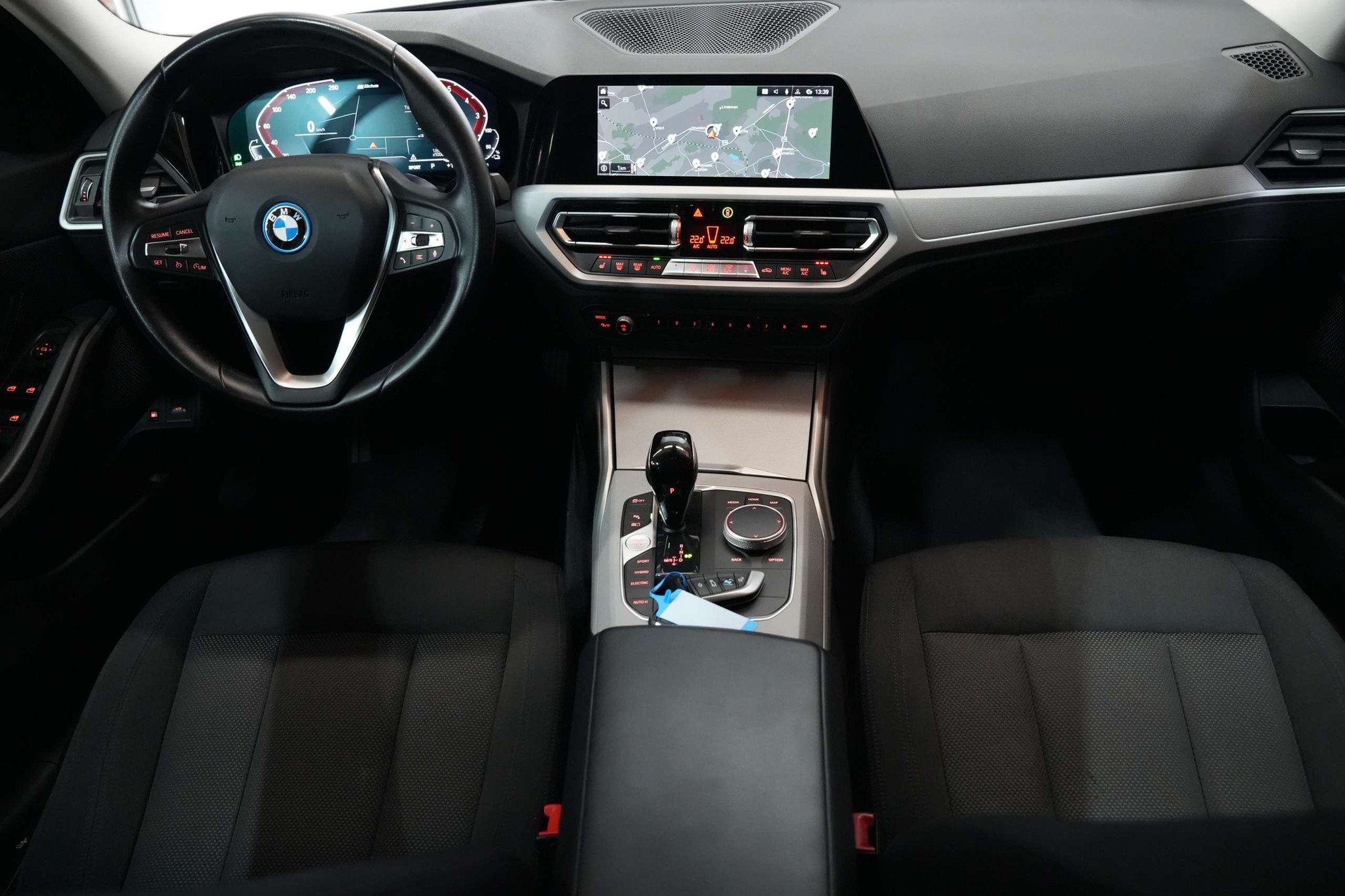 BMW 320 e Plug in Hybride Benzine Garantie Automaat Trekha, Auto's, BMW, Automaat, 1998 cc, Stof, 4 cilinders