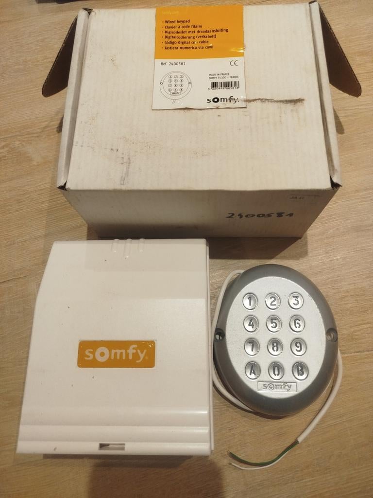 Clavier à code filaire Somfy, Enlèvement, Neuf