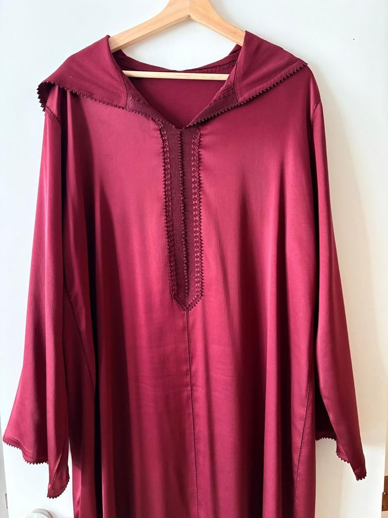 Très belle jellaba bordeaux randa t 44 46