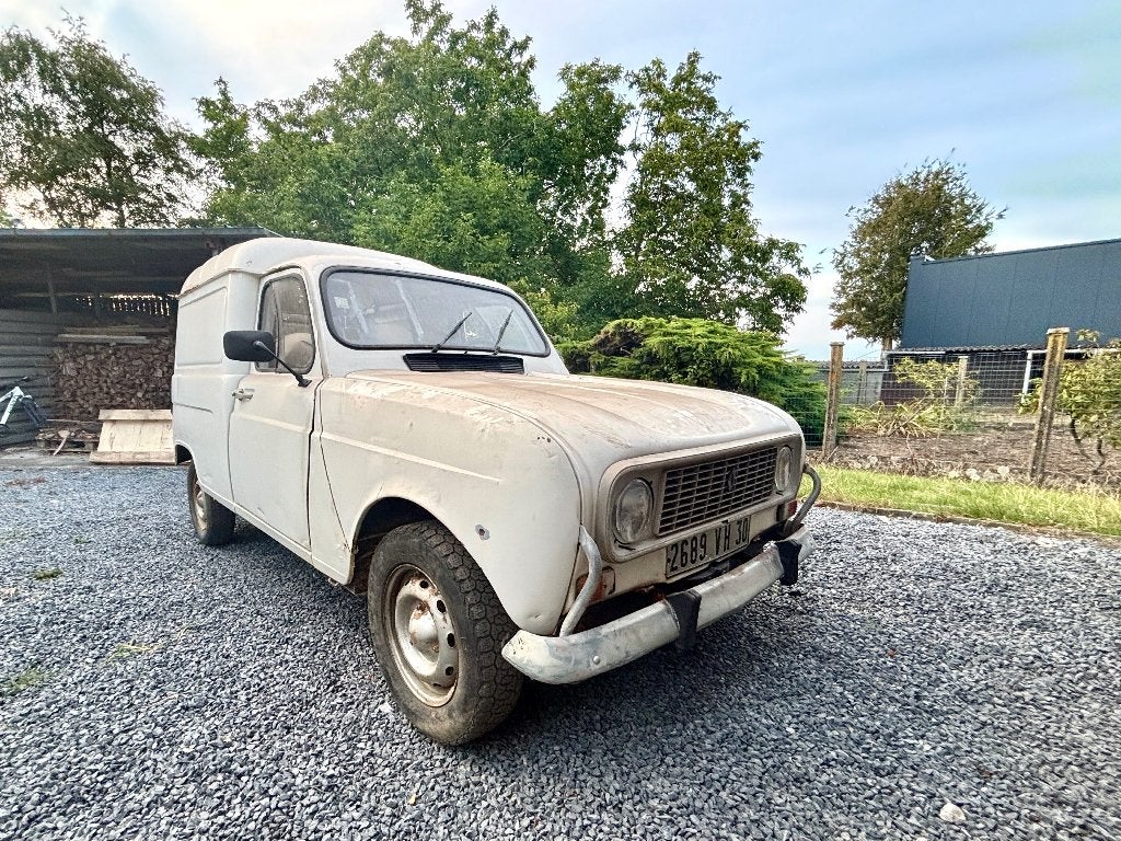 Renault 4L fourgonnette (1.1l), Autos, Achat, 1108 cm³, Boîte manuelle, Autre carrosserie