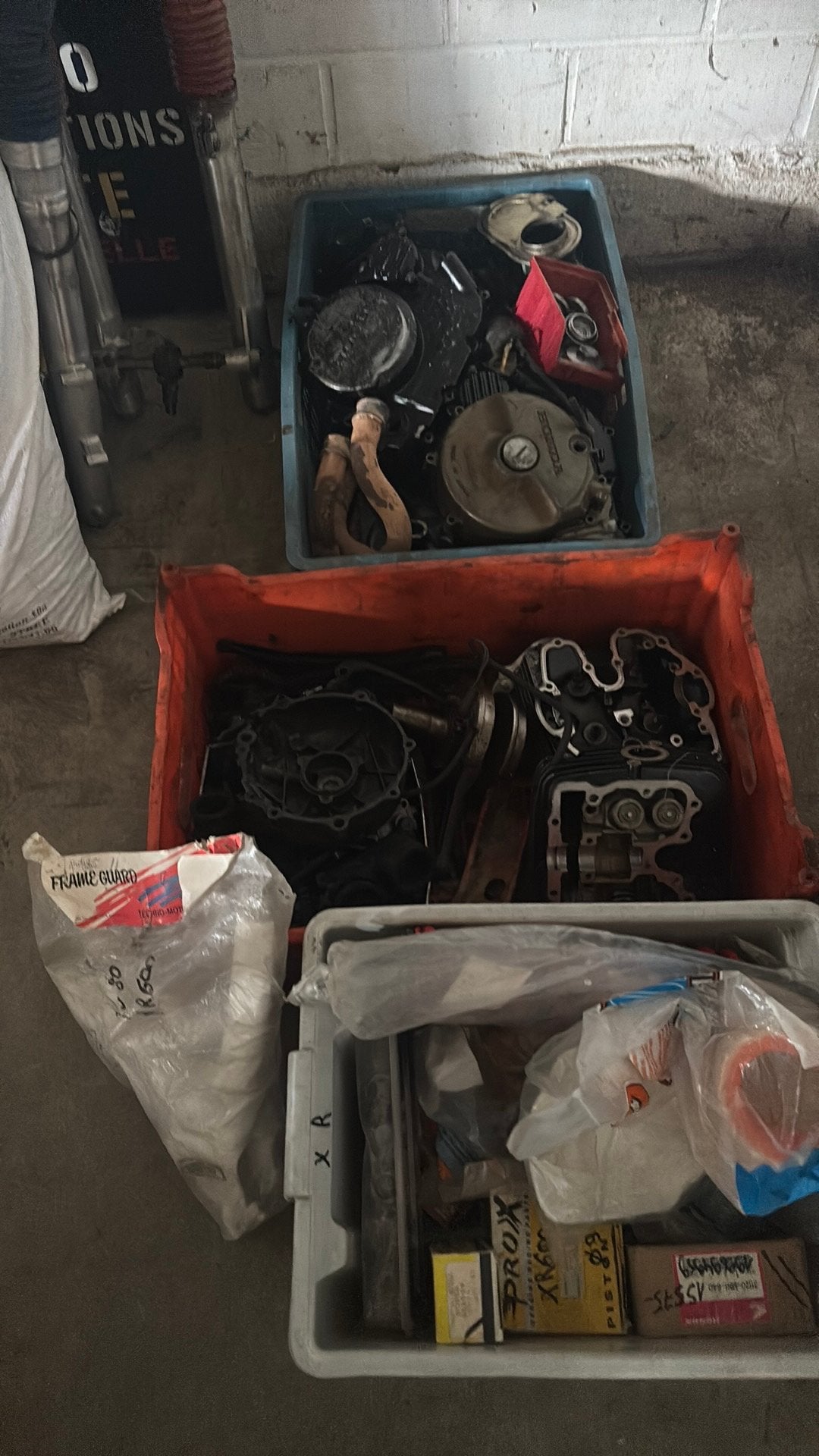 Lot Pièces HONDA XR, Motos, Enlèvement ou Envoi