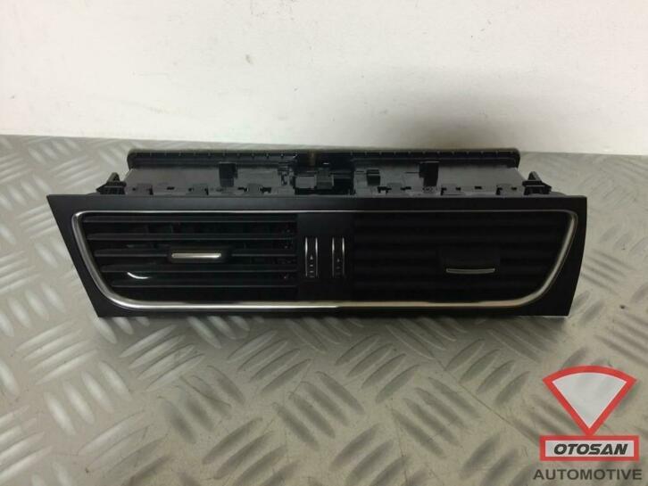 audi a4 8k a5 8t luchtrooster dashboard midden 8t1820951d, Auto-onderdelen, Gebruikt, AUDI AG, Auto-Union-Strasse 1
85045  Ingolstadt, DE