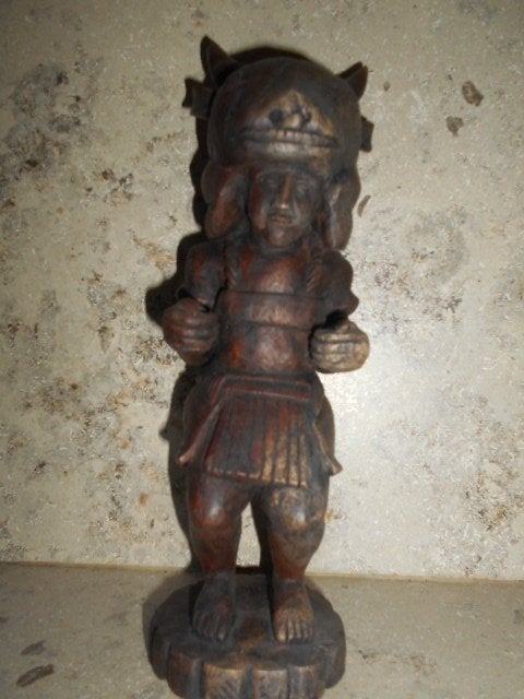 Prachtig houten beeld - Afrikaans CAJ Bissau, Antiek en Kunst, Kunst | Beelden en Houtsnijwerken, Ophalen of Verzenden, Afrika