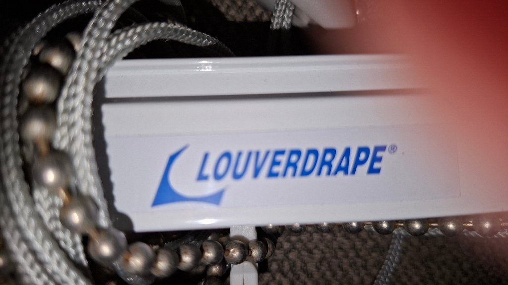 Louverdrape, Huis en Inrichting, Stoffering | Gordijnen en Lamellen, Zo goed als nieuw, Lamellen, Wit, Polyester, Overige merken