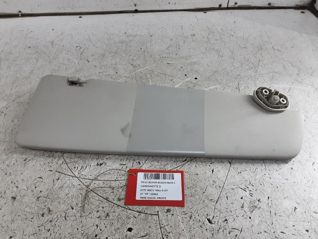 ZONNEKLEP RECHTS Peugeot Boxer (U9) (01-2006/12-2023), Auto-onderdelen, Interieur en Bekleding, Gebruikt, Mevr. I. Hauben, Rue de l'Espoir 34 34
4030  GRIVEGNÉE, BE