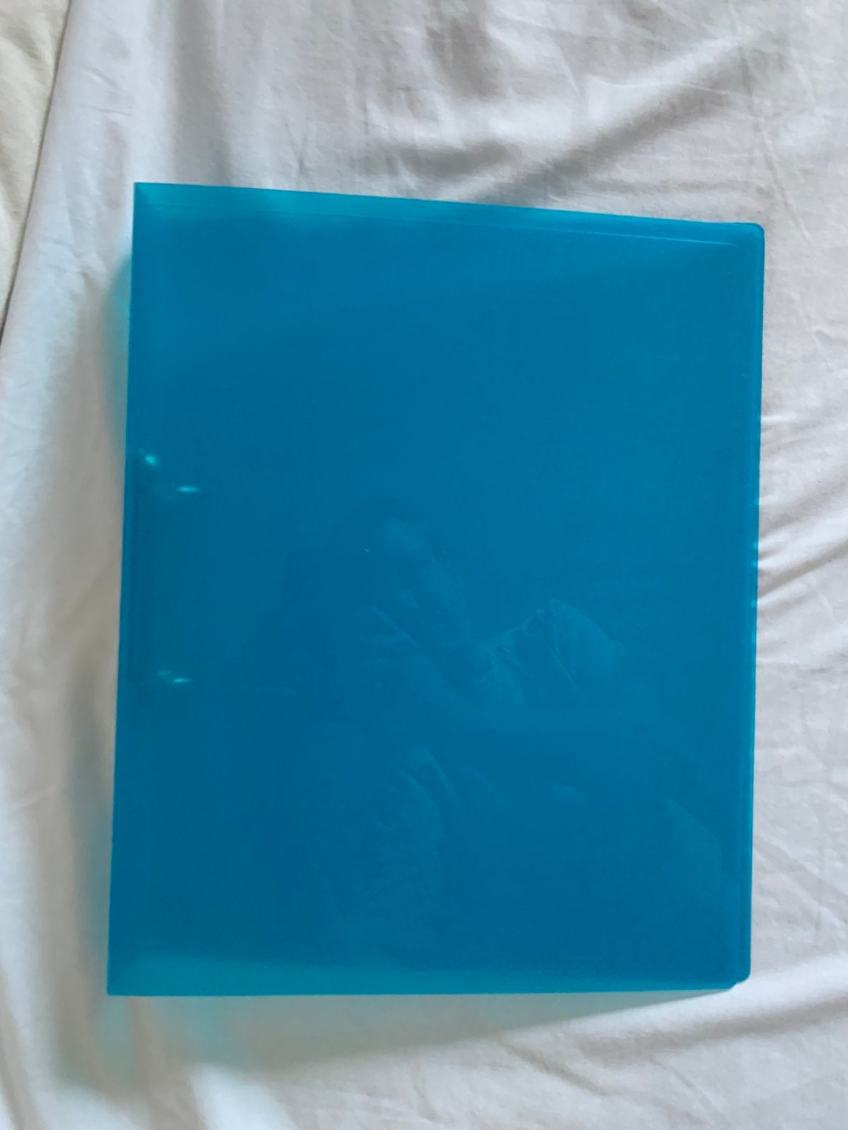 Farde bleu clair, Enlèvement, Neuf