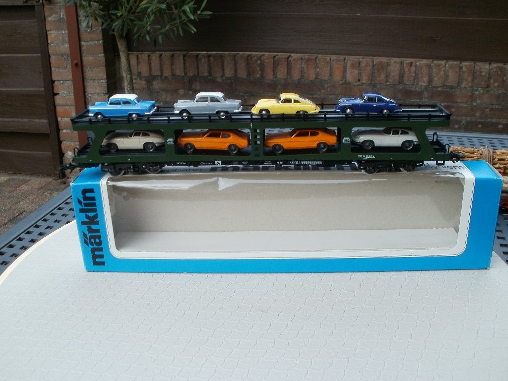 Marklin Ho autotransporter no 4074+o.v.p., Wisselstroom, Wagon, Ophalen of Verzenden, Zo goed als nieuw