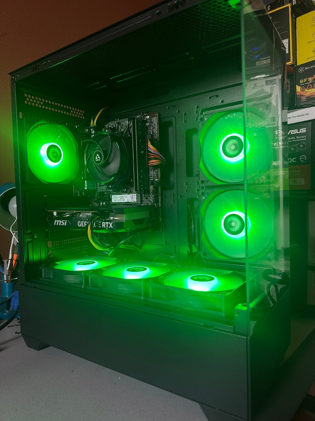 RTX 4060 Gaming PC RYZEN 7 5800X, Virtual Reality, Ophalen of Verzenden, Zo goed als nieuw, SSD