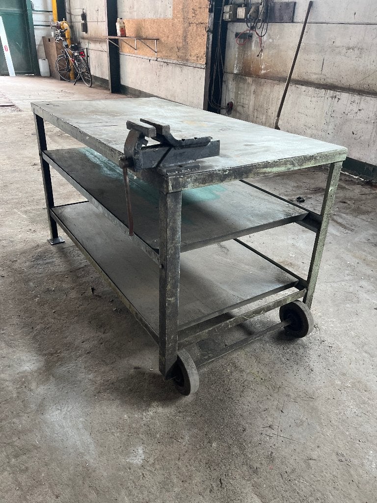 Table de travail, Bricolage & Construction, Enlèvement, Utilisé, Étau
