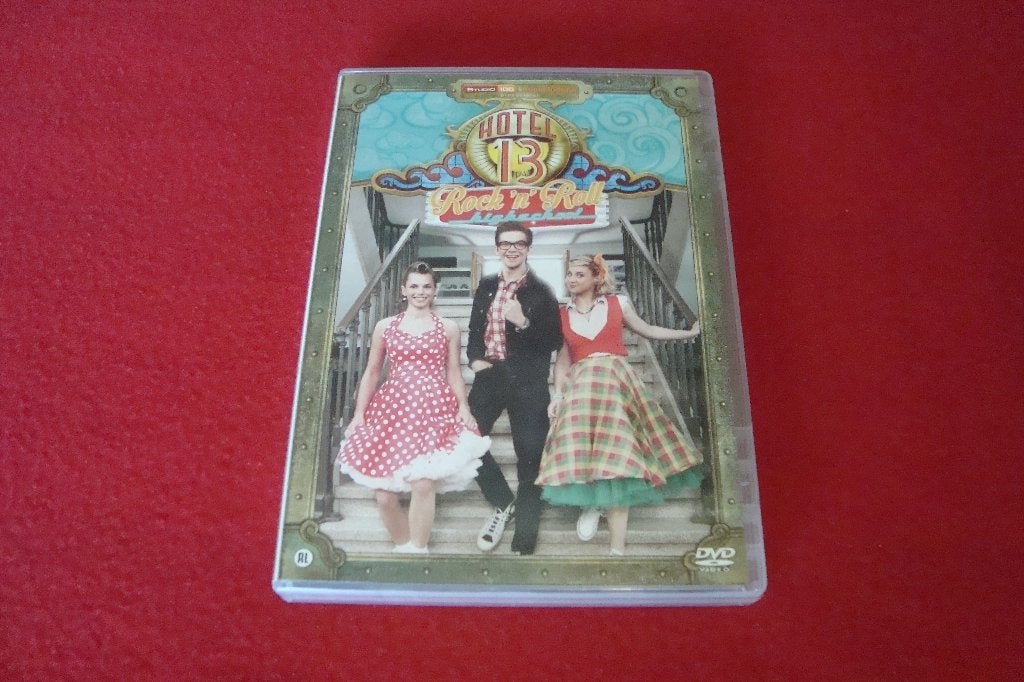 dvd hotel 13 rock 'n' roll highschool, Cd's en Dvd's, Ophalen of Verzenden