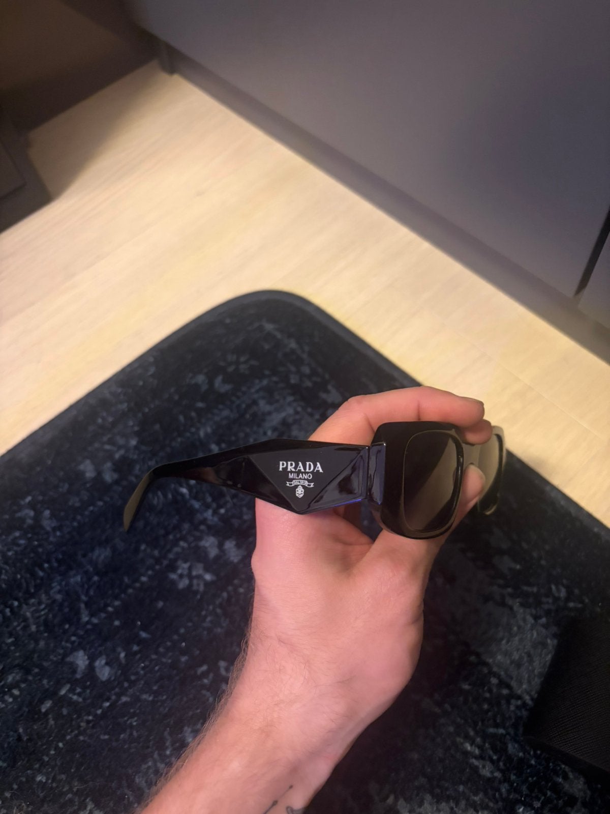 Prada Bril