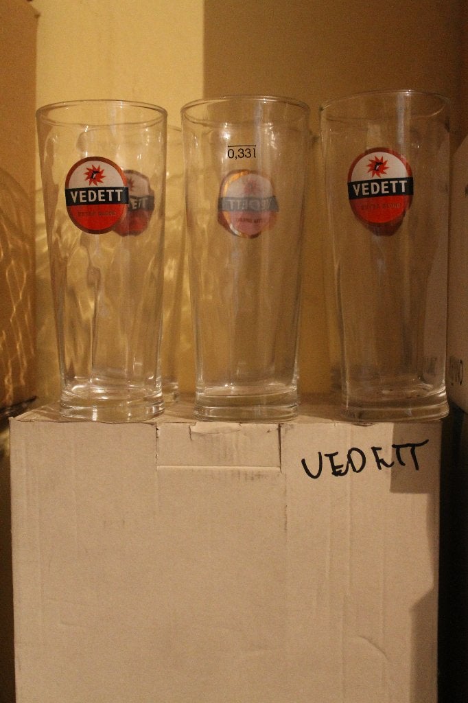 Boîte de 6 verres Vedett 33cl, Enlèvement ou Envoi, Neuf, Verre à bière