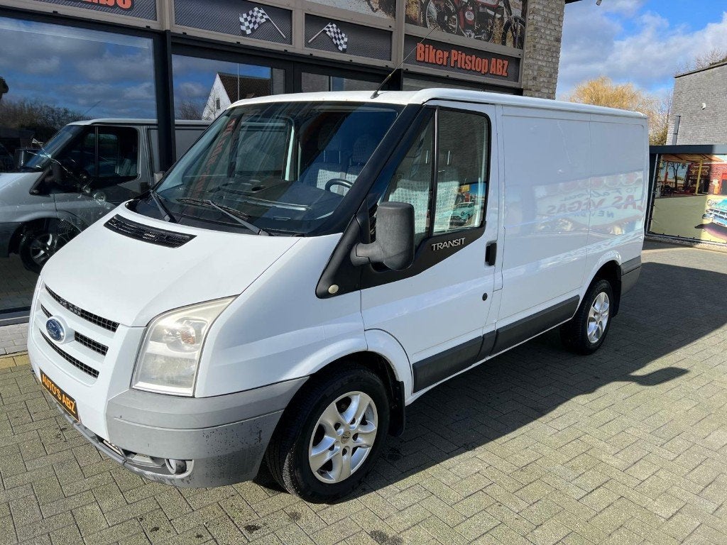Ford Transit 2.2 dcti 115t260 Trend, Auto's, 4 deurs, Stof, https://public.car-pass.be/vhr/f4928642-fc59-4b92-9c48-5e205f114962