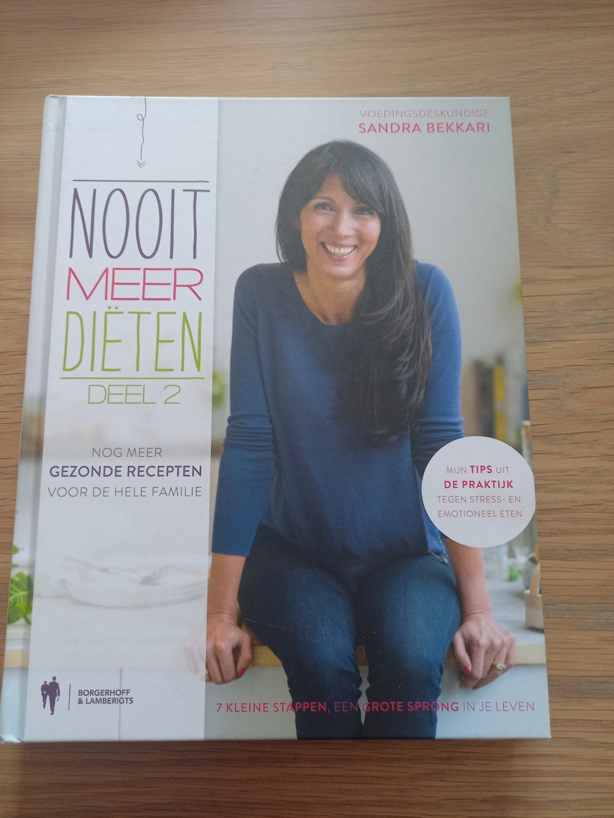 Sandra Bekkari nieuw 2x nooit meer diëten en 5x tast toe, Enlèvement ou Envoi, Neuf