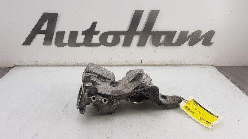BOITIER FILTRE HUILE Volkswagen Tiguan (5N1 / 2), Utilisé, Volkswagen