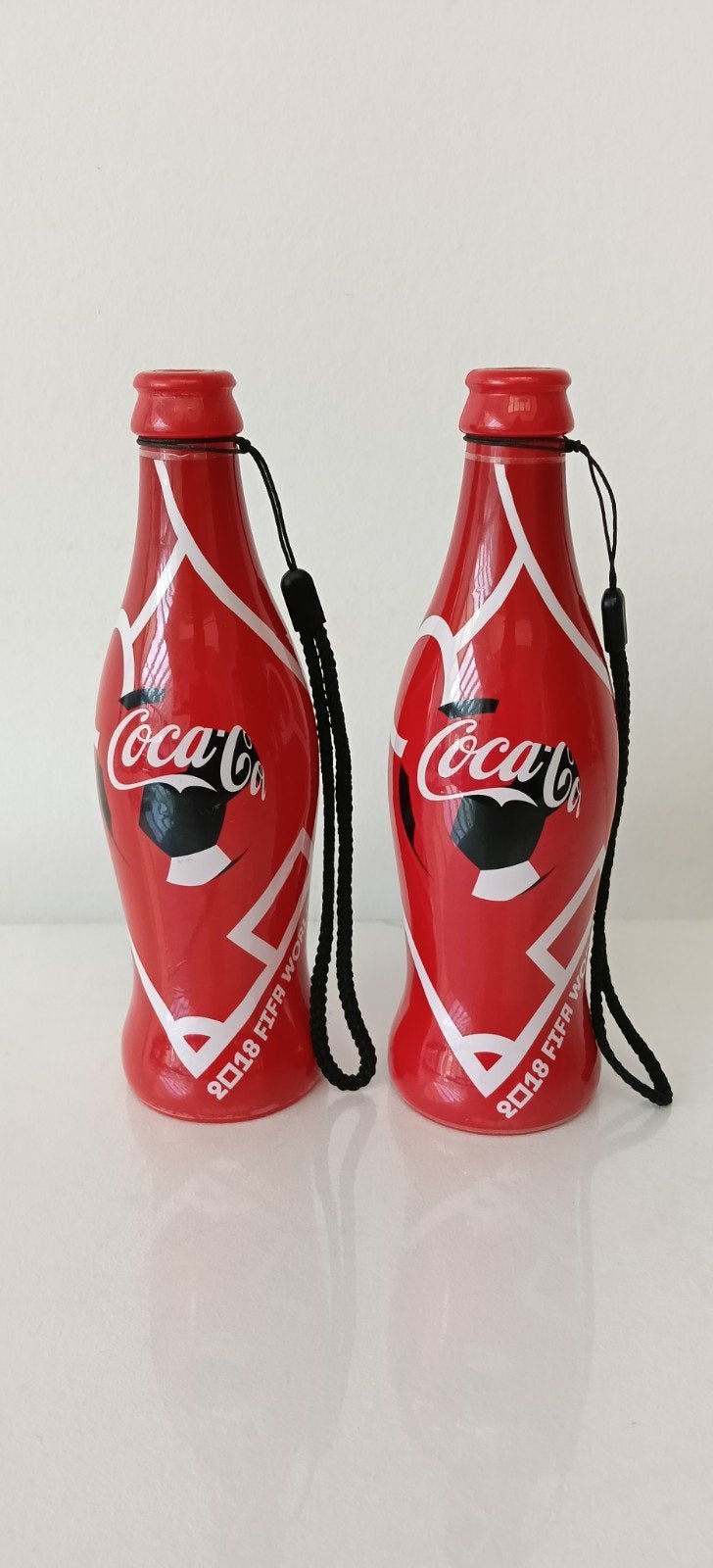 Coca-cola toeter voetbal 2018 FIFA world cup (2 stuks), Verzamelen, Ophalen of Verzenden