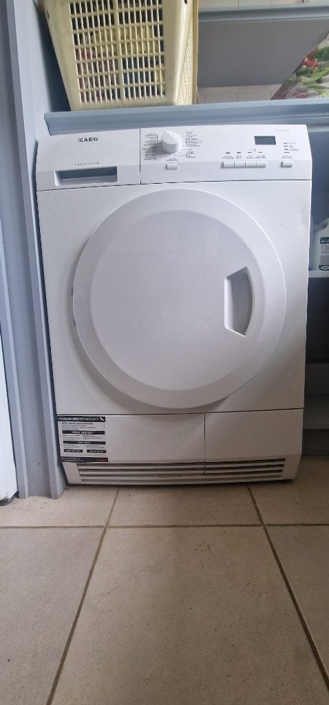 Droogkast, Ophalen, 6 tot 8 kg, Gebruikt, Voorlader
