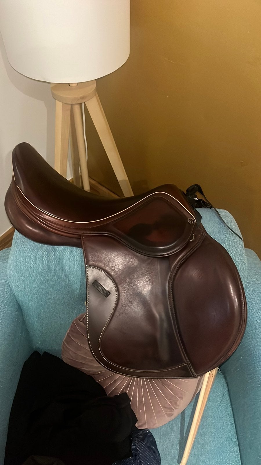 Springzadel 17,5 inch, Animaux & Accessoires, Chevaux & Poneys | Selles, Enlèvement, Comme neuf