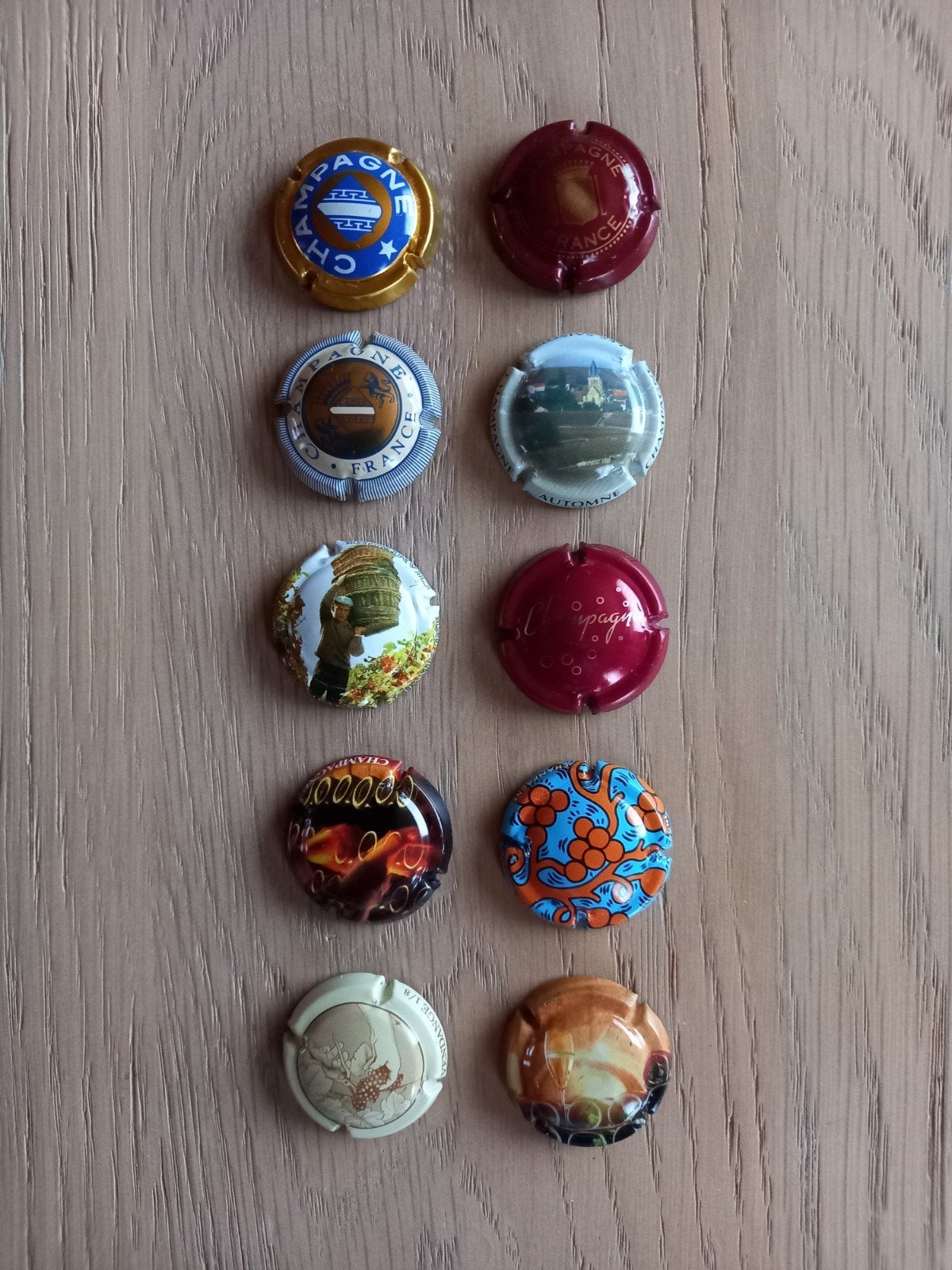 Champagne capsules, Enlèvement ou Envoi