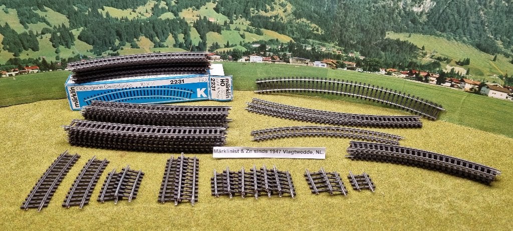 Marklin K rails bochten & pas stukjes serie 2200 ( € 1.50, Hobby & Loisirs créatifs, Trains miniatures | HO, Enlèvement ou Envoi